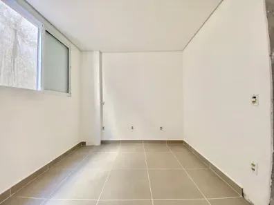 Sobrado com 3 Quartos à venda, 140m² no Jardim Las Palmas, Guarujá