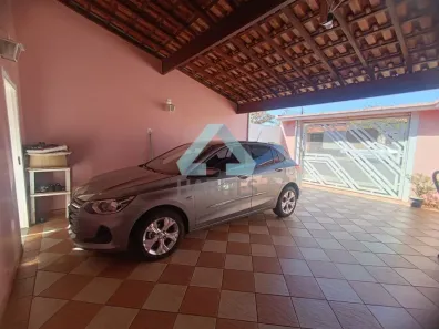 Casa com 3 Quartos à venda, 170m² no Conjunto Residencial Jardim do Mirante, Botucatu