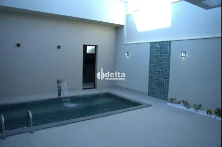 Casa de Condomínio com 3 Quartos à venda, 193m² no Novo Mundo, Uberlândia