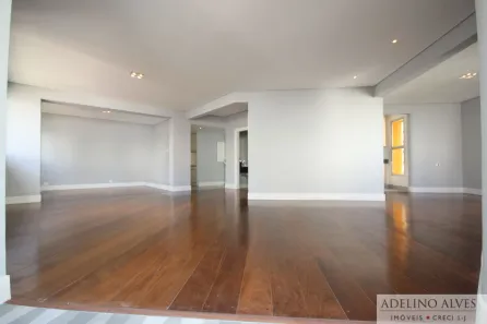Apartamento com 3 Quartos para venda ou aluguel, 244m² no Vila Uberabinha, São Paulo