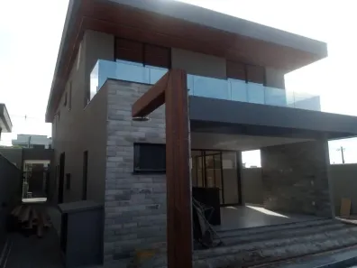 Casa com 4 Quartos à venda, 274m² no Cidade Alpha, Eusébio