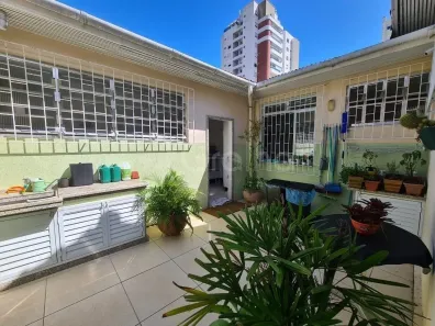 Casa com 2 Quartos à venda, 212m² no Agronômica, Florianópolis