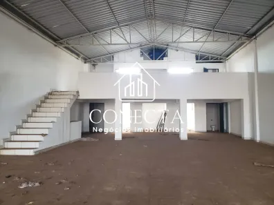 Galpão/Depósito/Armazém para alugar, 350m² no Bom Jesus, Uberlândia