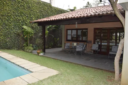 Sobrado com 3 Quartos à venda, 353m² no Sumaré, São Paulo