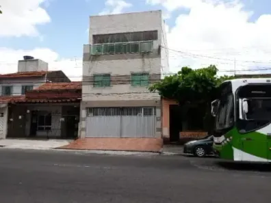 Sobrado com 7 Quartos à venda, 388m² no Umarizal, Belém