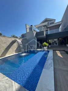 Casa de Condomínio com 4 Quartos para alugar, 300m² no Recreio dos Bandeirantes, Rio de Janeiro