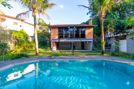 Sobrado com 4 Quartos à venda, 213m² no Jardim Colibri, Embu das Artes