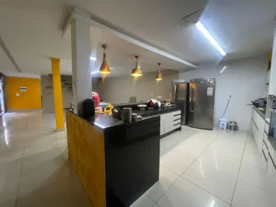 Casa com 3 Quartos para alugar, 400m² no Candeias, Jaboatão dos Guararapes