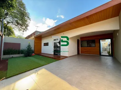 Casa com 3 Quartos à venda, 160m² no Vila Larsen 1, Londrina