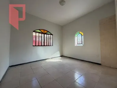 Casa com 3 Quartos para alugar, 200m² no Caiçaras, Belo Horizonte