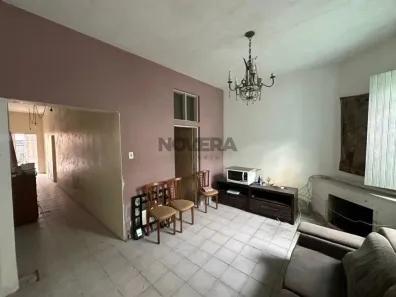 Casa com 2 Quartos à venda, 125m² no Centro, Pelotas