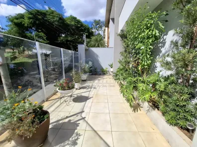 Sobrado com 3 Quartos à venda, 239m² no Jardim Macedo, Ribeirão Preto