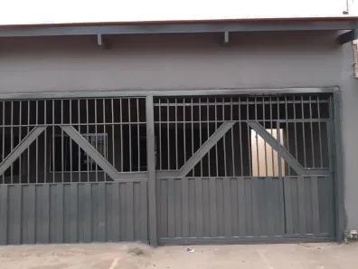 Casa com 3 Quartos à venda, 180m² no Setor Planície, Aparecida de Goiânia