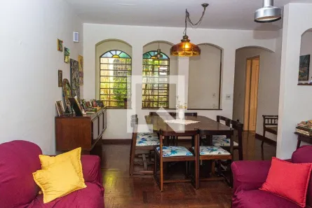 Casa com 3 Quartos à venda, 250m² no Jardim Luanda, São Paulo