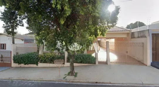 Casa com 3 Quartos à venda, 227m² no Centro, Cambé