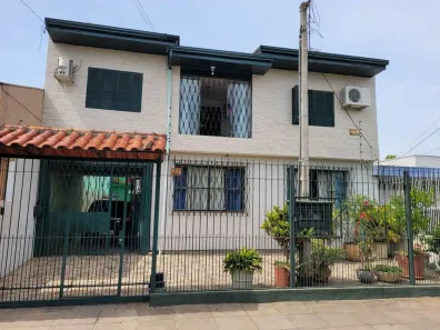 Casa com 8 Quartos à venda, 300m² no Camaquã, Porto Alegre