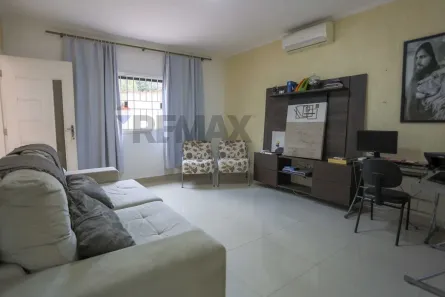 Casa com 4 Quartos à venda, 182m² no Jardim Sandra, Sorocaba