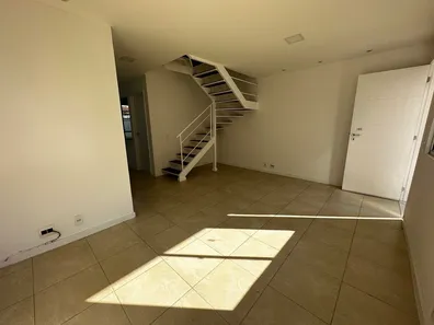 Casa de Condomínio com 3 Quartos à venda, 95m² no Vargem Pequena, Rio de Janeiro