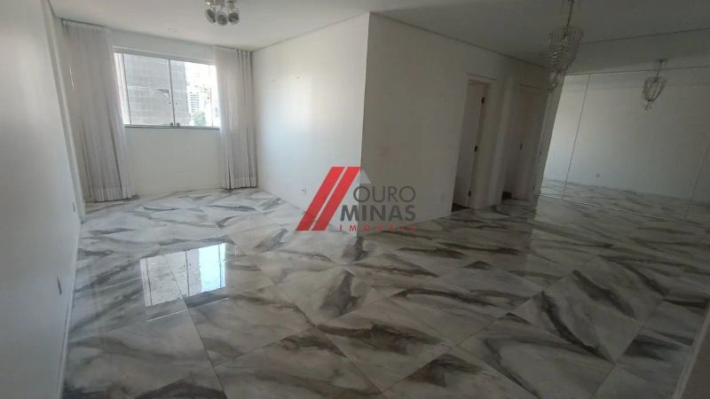 Apartamento com 3 quartos — Santa Efigênia, Belo Horizonte