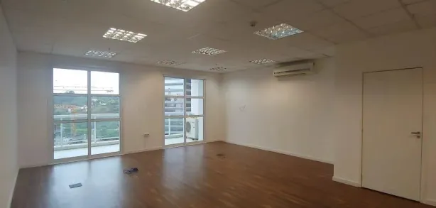 Ponto Comercial com 1 Quarto para alugar, 69m² no Vila São Francisco (Zona Sul), São Paulo
