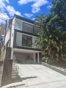 Casa de Condomínio com 4 Quartos à venda, 240m² no Vila Pedroso, Arujá