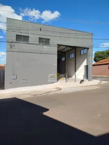 Galpão/Depósito/Armazém para alugar, 300m² no Conjunto Costa Telles II, Uberaba
