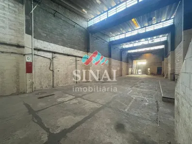 Galpão/Depósito/Armazém para alugar, 630m² no Penha, Rio de Janeiro