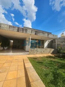 Casa com 3 Quartos à venda, 270m² no Centro, Pedro Leopoldo