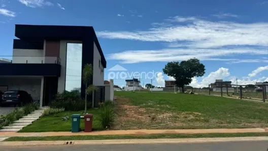 Lote/Terreno à venda, 318m² no Parqville Quaresmeira, Trindade