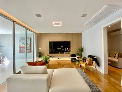 Apartamento com 3 Quartos para venda ou aluguel, 222m² no Campo Belo, São Paulo