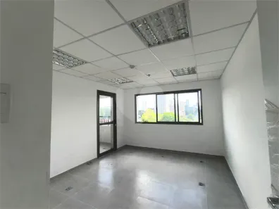 Sala Comercial para alugar, 19m² no Santo Amaro, São Paulo