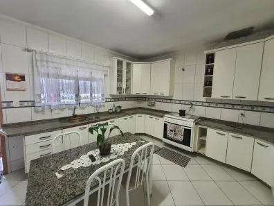 Sobrado com 3 Quartos à venda, 263m² no Jardim Rina, Santo André