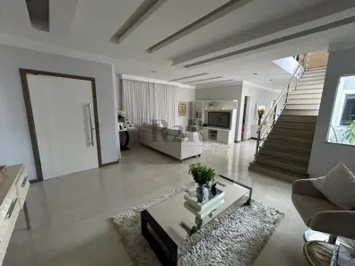 Casa de Condomínio com 4 Quartos à venda, 280m² no Campo Grande, Rio de Janeiro