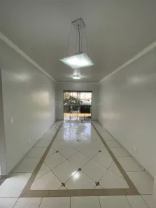 Apartamento com 3 Quartos para alugar, 110m² no Zona 06, Maringá