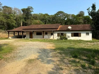 Fazenda/Sítio com 3 Quartos à venda, 200m² no Jardim Guaçu, São Roque