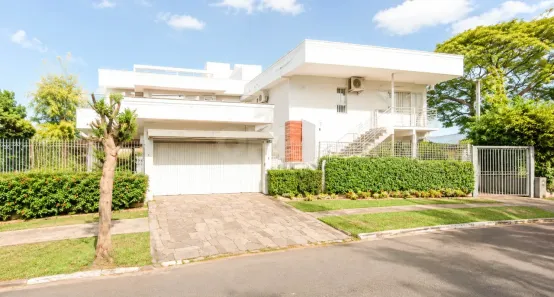 Sobrado com 4 Quartos à venda, 400m² no Igara, Canoas