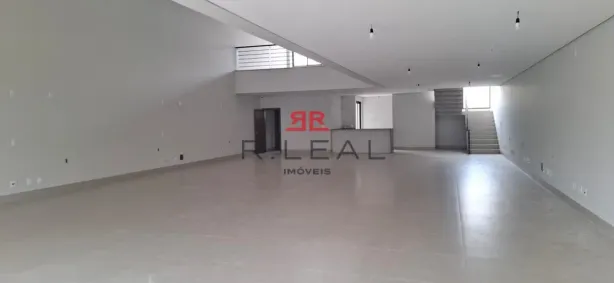 Ponto Comercial para alugar, 300m² no Centro, Bauru