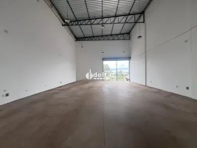 Ponto Comercial para alugar, 200m² no Nossa Senhora das Graças, Uberlândia