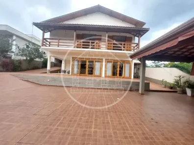 Sobrado com 3 Quartos à venda, 350m² no Centro, Embu-Guaçu