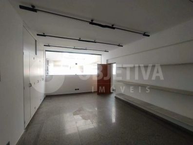Sala Comercial à venda, 119m² no Centro, Uberlândia