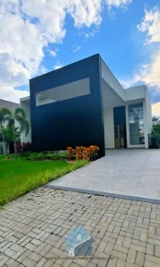 Casa com 4 Quartos à venda, 800m² no Da Paz, Manaus