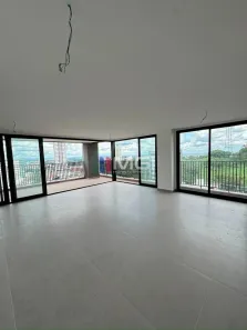 Apartamento com 3 Quartos à venda, 200m² no Serrinha, Goiânia
