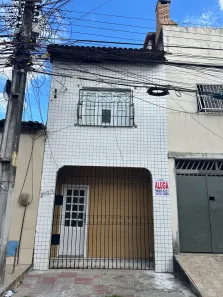 Sobrado com 2 Quartos para alugar, 60m² no Montese, Fortaleza