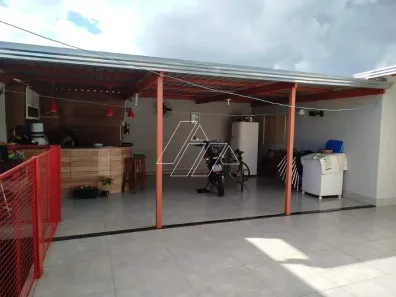Casa com 4 Quartos à venda, 160m² no Núcleo Habitacional Costa e Silva, Marília