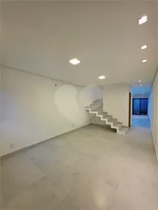 Sobrado com 3 Quartos à venda, 100m² no Vila Gumercindo, São Paulo