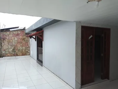 Casa com 3 Quartos à venda, 160m² no Santos Dumont, Maceió