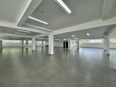 Sala Comercial para alugar, 533m² no Ponta Aguda, Blumenau