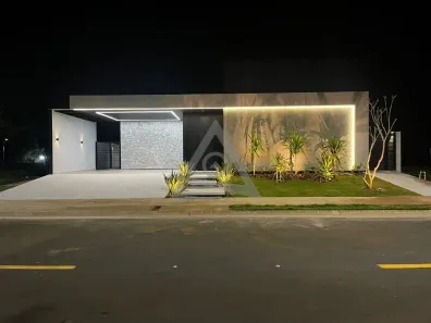 Casa de Condomínio com 4 Quartos à venda, 267m² no Centro, Jaguariúna