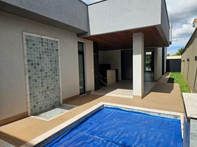 Casa de Condomínio com 4 Quartos à venda, 230m² no Residencial Goiânia Golfe Clube, Goiânia