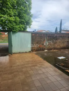 Casa com 3 Quartos à venda, 527m² no Setor Garavelo, Goiânia